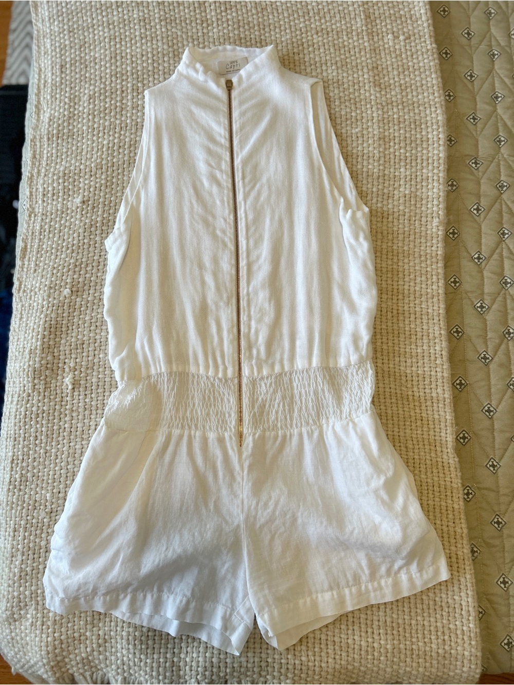 100% Capri Italian Linen (Bal Harbour) — Luxury Resortwear, Mint Condition
